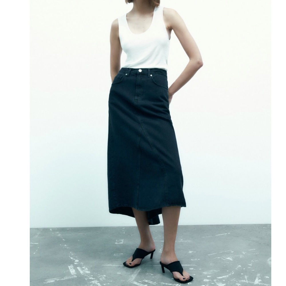 NWT Zara ZW the denim skirt ink blue